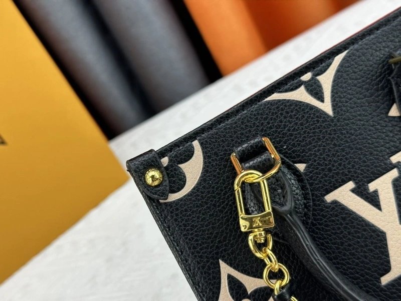 LV Shopping Bags 4233G-0460