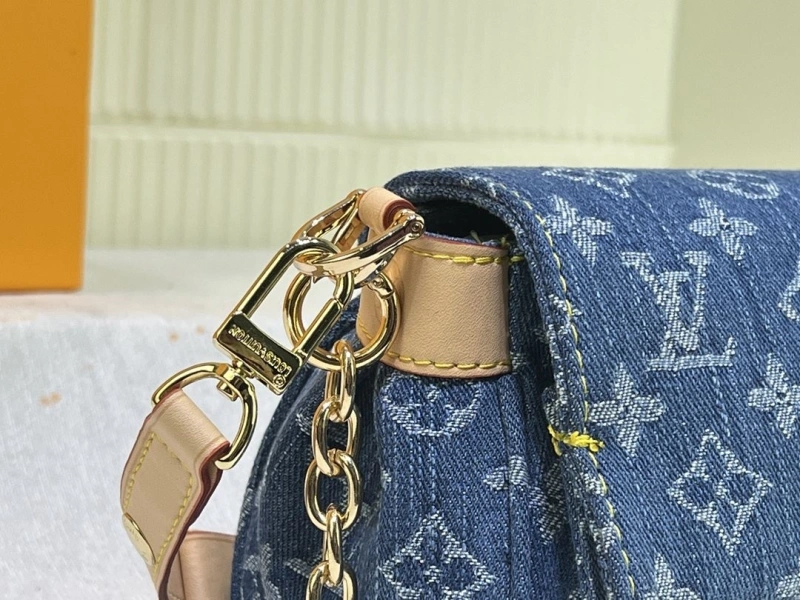 LV Satchel bags 4233G-0518