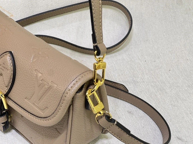 LV Satchel bags 4233G-0522