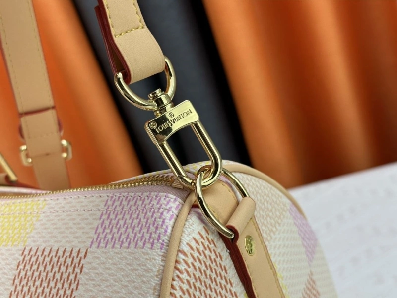 LV Travel Bags 4233G-0560