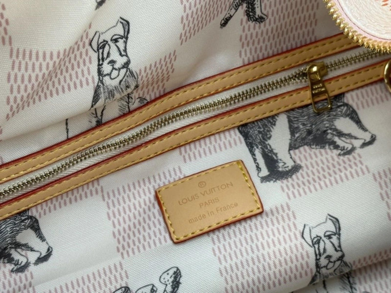 LV Travel Bags 4233G-0560