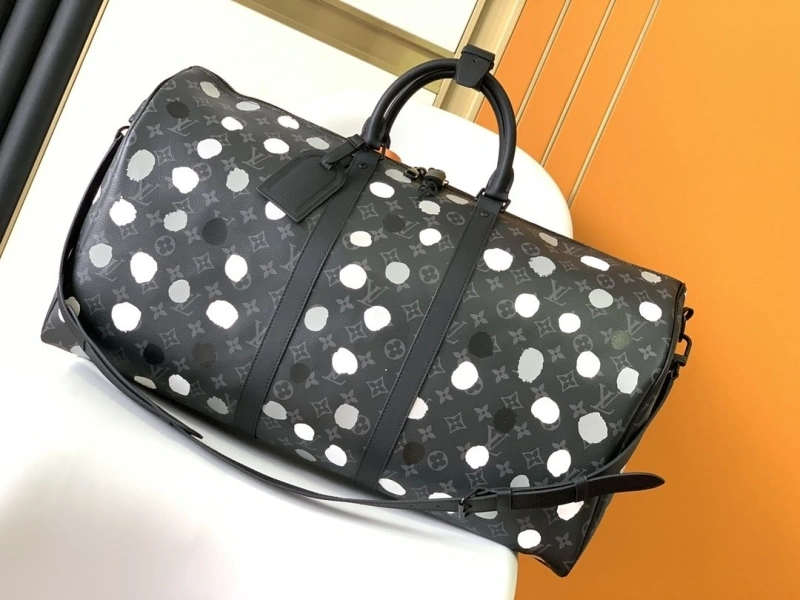 LV Travel Bags 4233G-0582