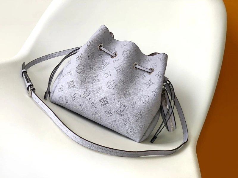 LV Satchel bags 4233G-0585