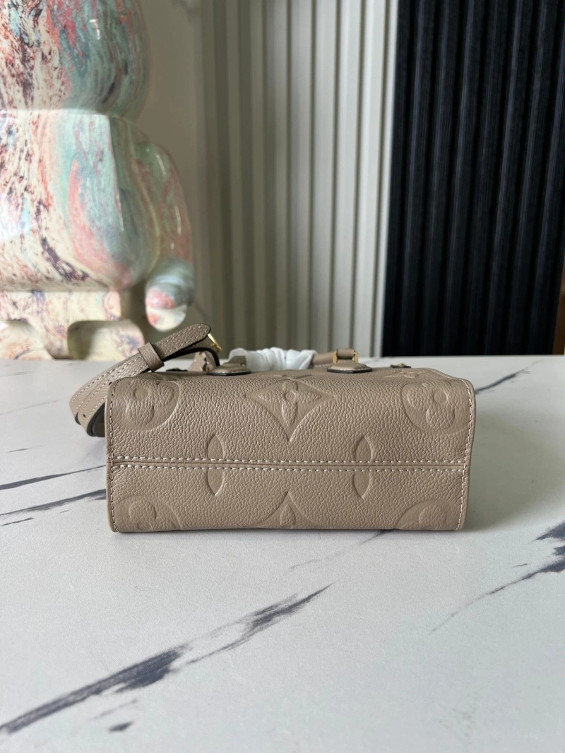 LV Shopping Bags 4233G-0607