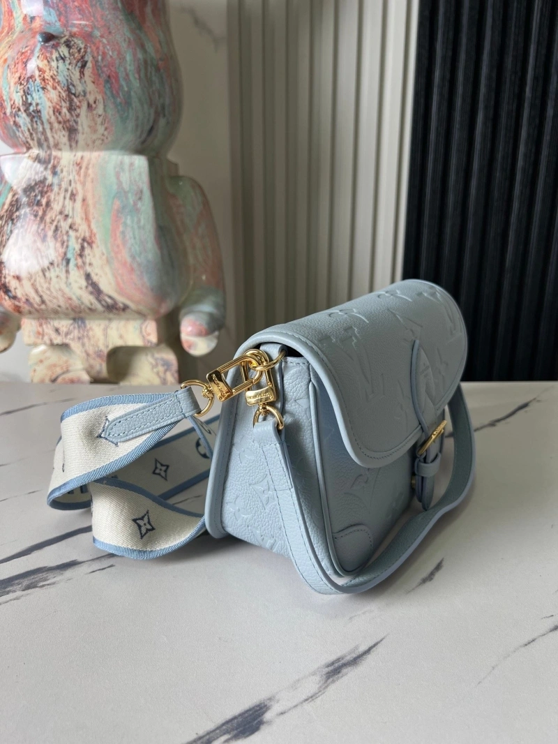 LV Satchel bags 4233G-0617