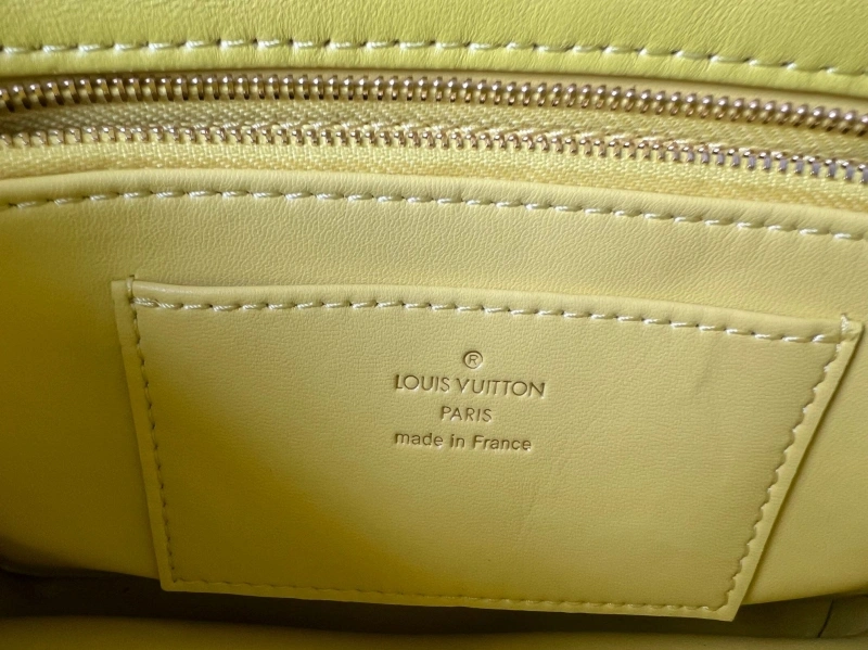 lv twist De*1m bags 4233g-0625