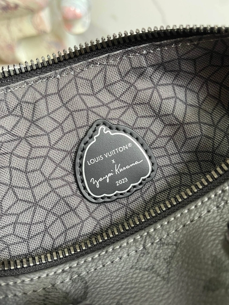 LV Speedy Bags 4233G-0667