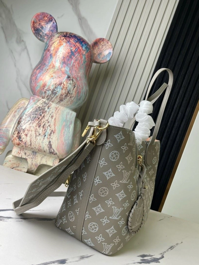 LV Shopping Bags 4233G-0777