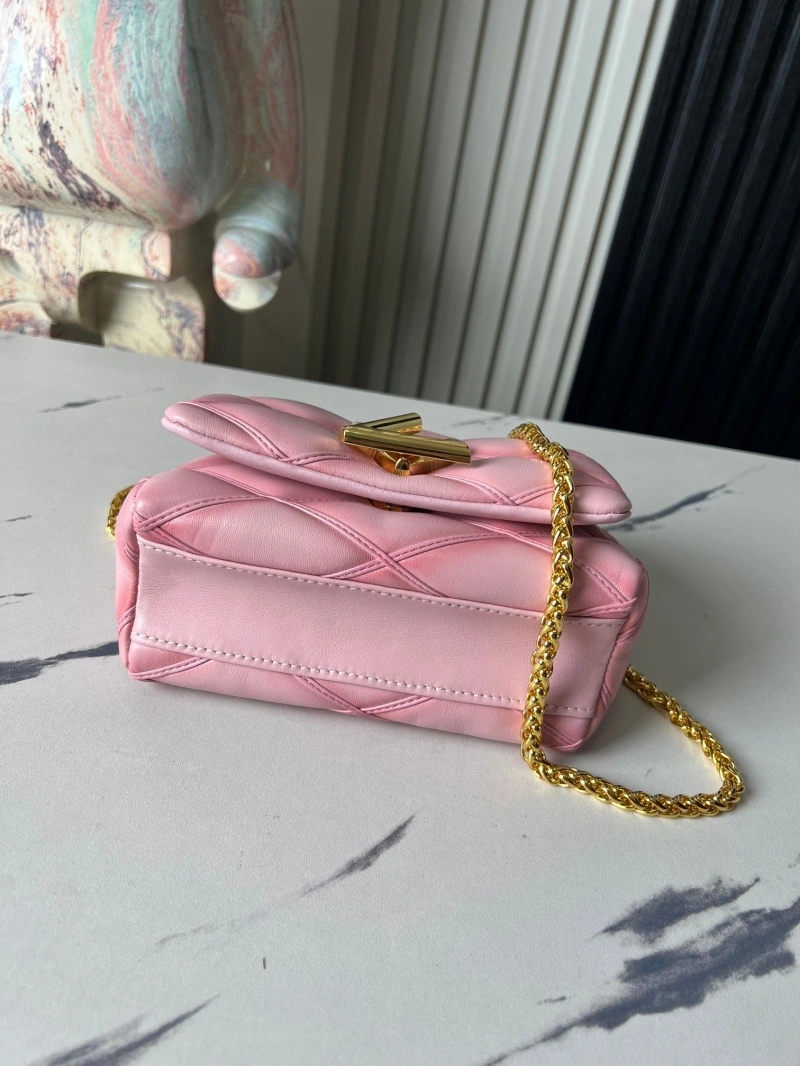 lv twist De*1m bags 4233g-0797