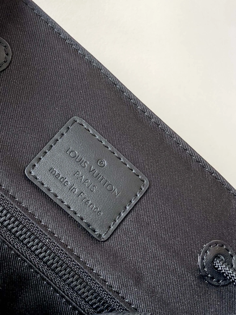 LV Backpacks 4233G-0833