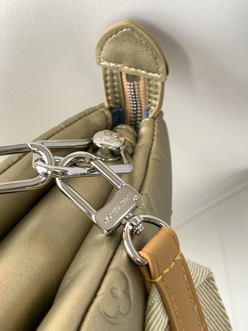 LV Satchel bags 4233G-0856