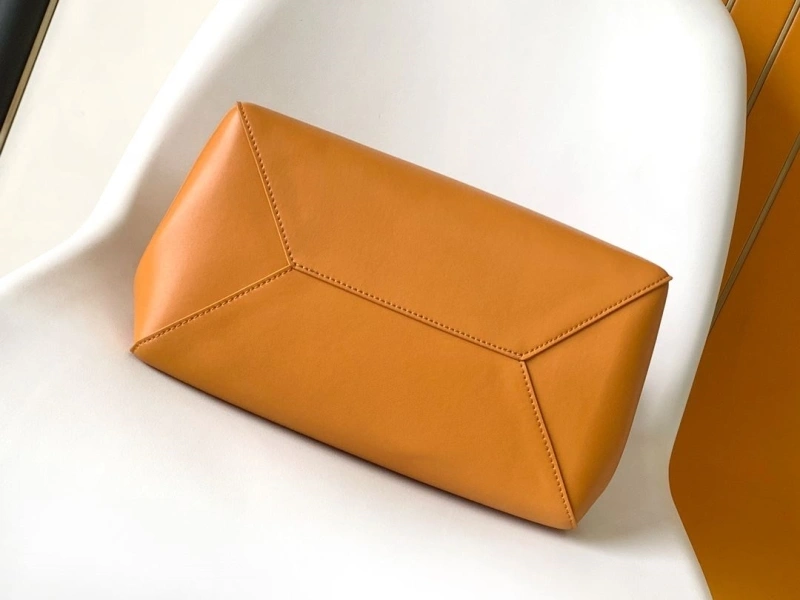 LV Clutch Bags 4233G-0871
