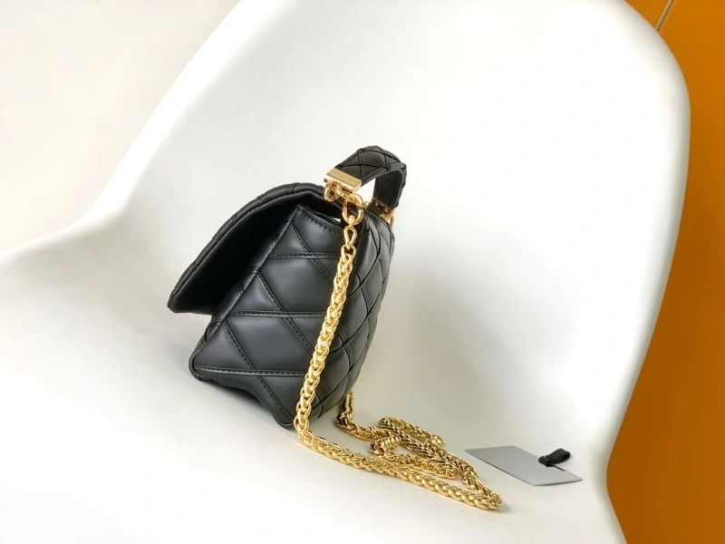 lv twist De*1m bags 4233g-0883