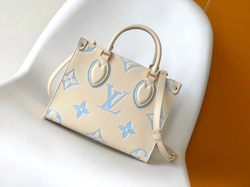 LV Shopping Bags 4233G-0891