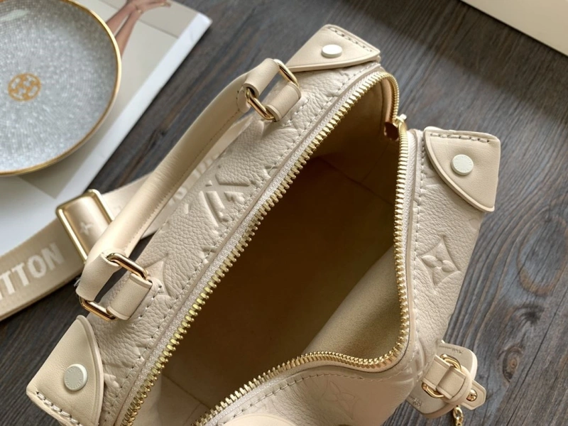 LV Box Bags 4233G-0899