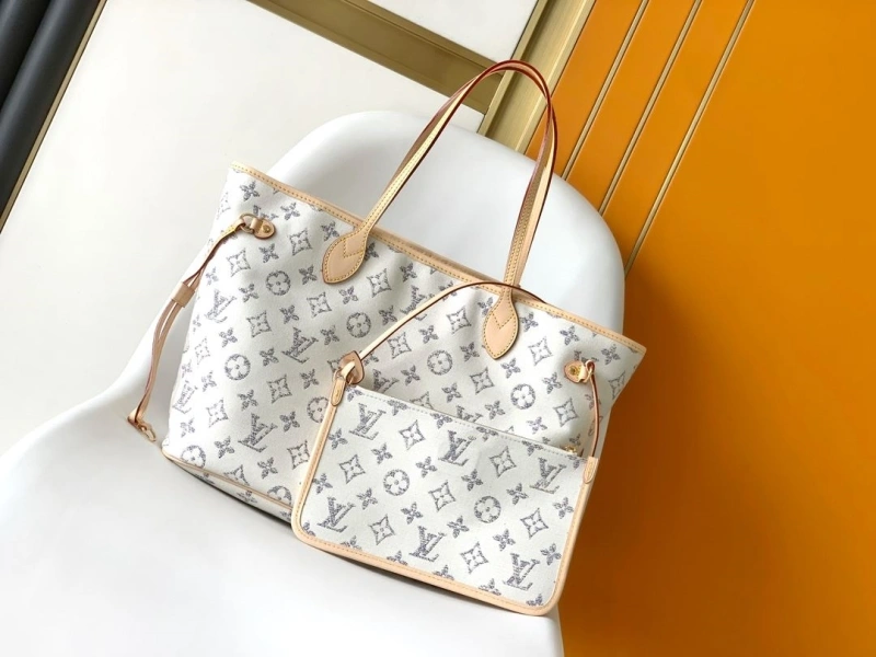 LV Shopping Bags 4233G-0913