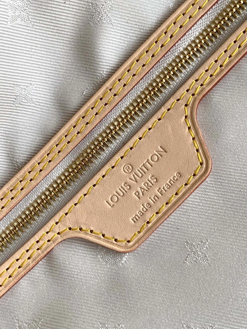 LV Shopping Bags 4233G-0913
