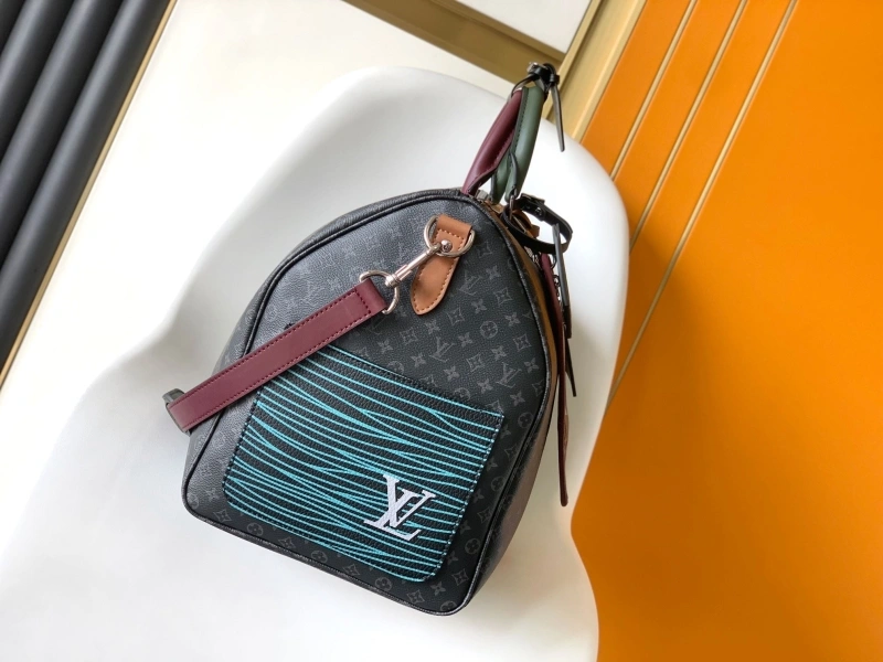 LV Travel Bags 4233G-0925