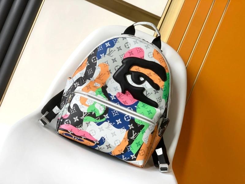 LV Backpacks 4233G-0927