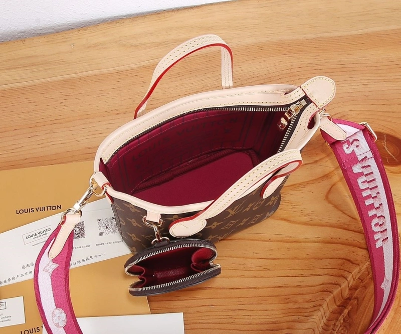 LV Shopping Bags 4233G-0990