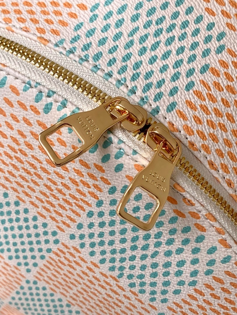 LV Backpacks 4233G-1064