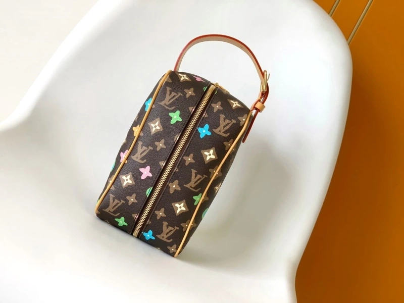 LV Cosmetic Bags 4233H-0130
