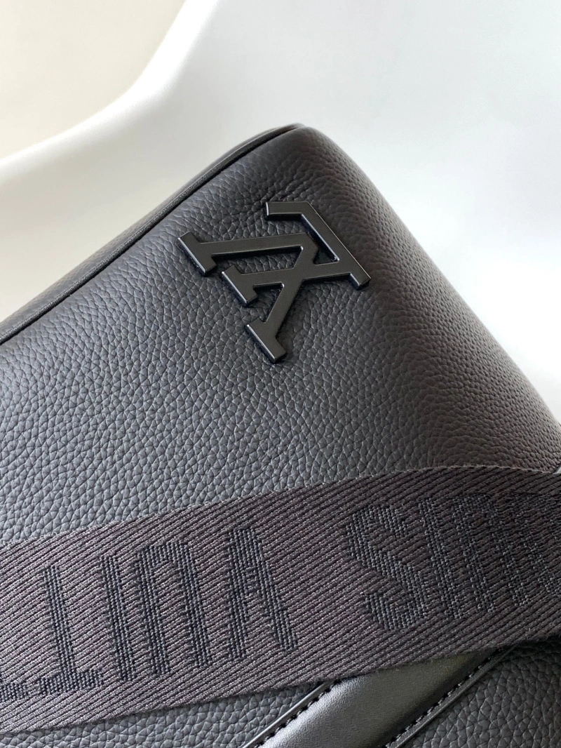 LV Travel Bags 4233H-0133