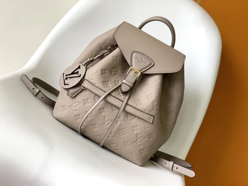 LV Backpacks 4233H-0178