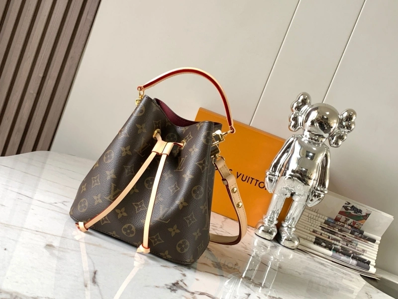 LV Bucket Bags 4233H-0223