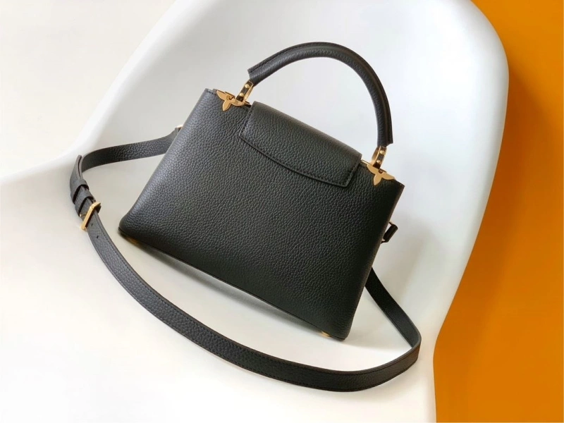 LV Capucines Bags 4233H-0277