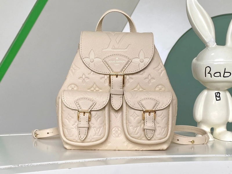 LV Backpacks 4233H-0425