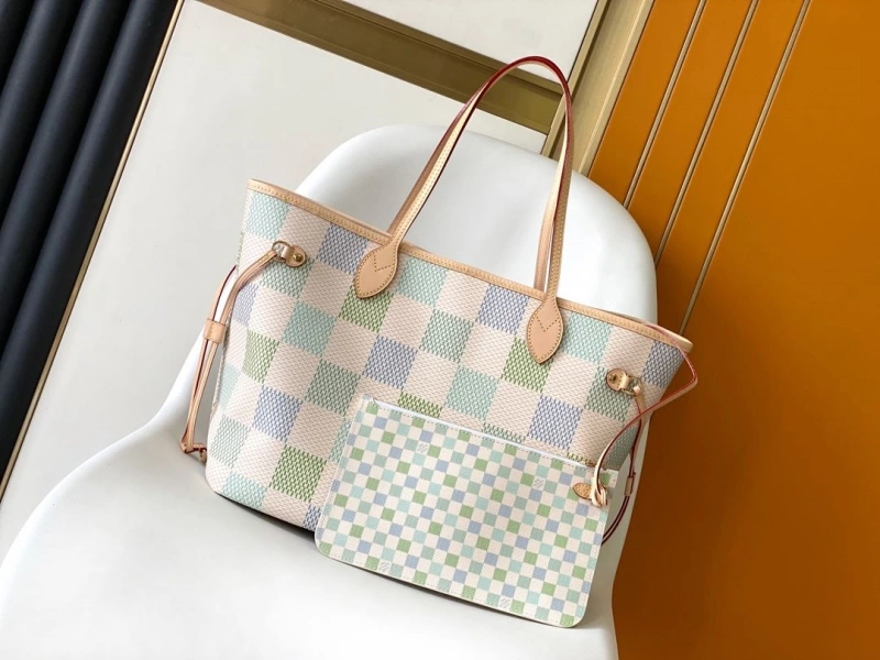 LV Shopping Bags 4233H-0440