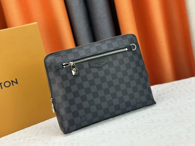 LV Clutch Bags 4233H-0449