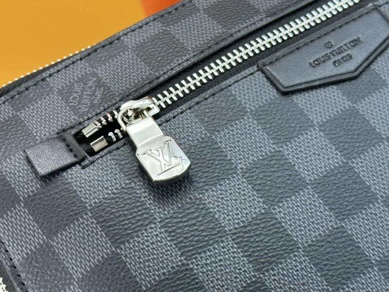 LV Clutch Bags 4233H-0449
