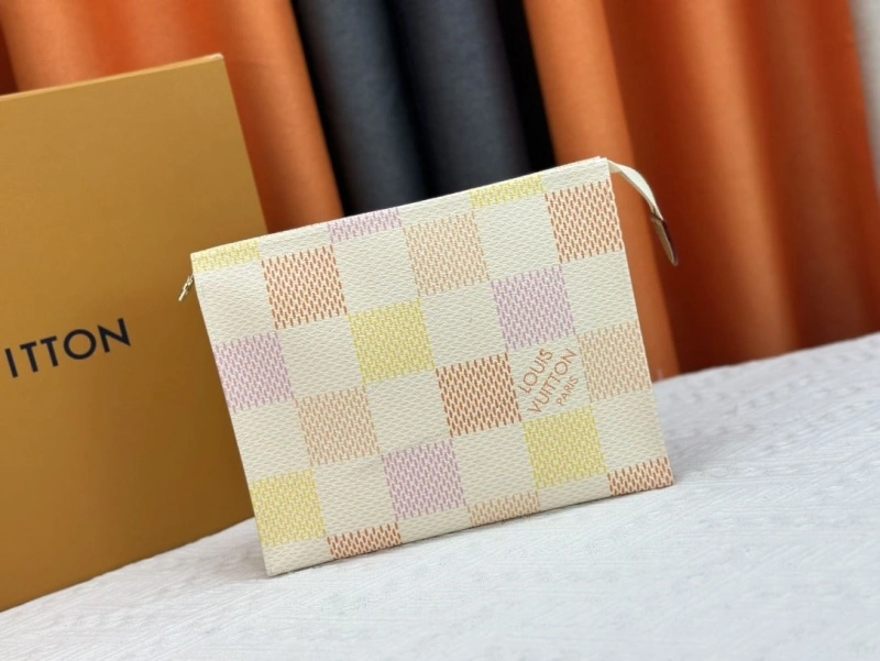 LV Clutch Bags 4233H-0454