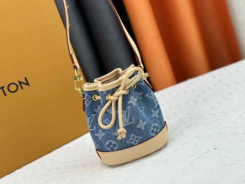 LV Bucket Bags 4233H-0515