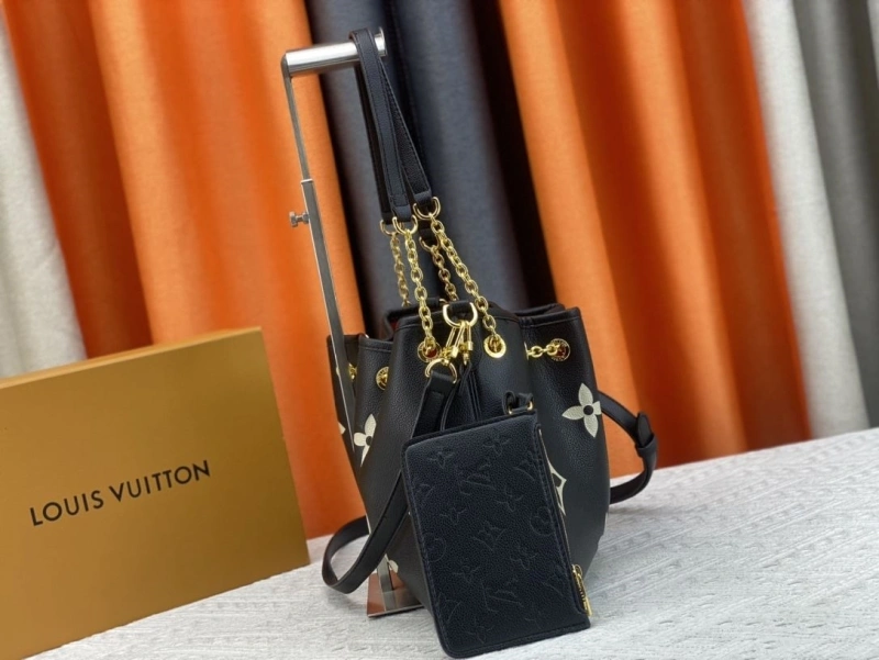 LV Bucket Bags 4233H-0521