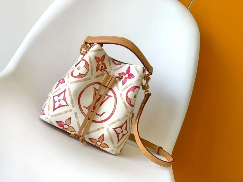 LV Bucket Bags 4233H-0600