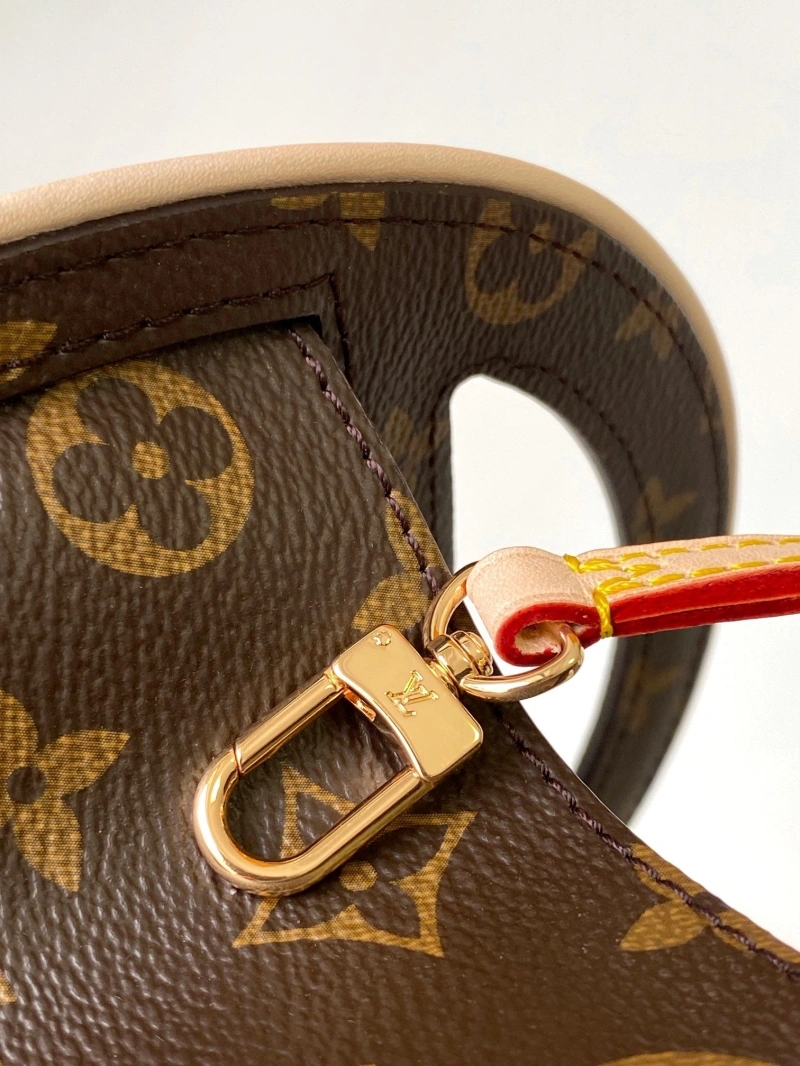 LV Round Bags 4233H-0658