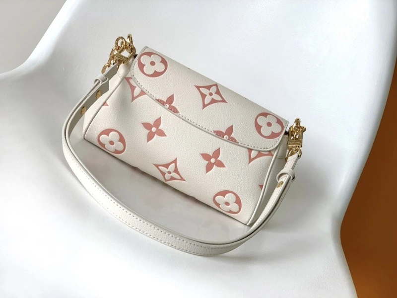 LV Satchel bags 4233H-0695