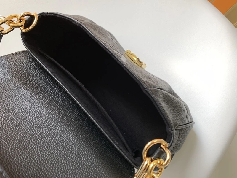 LV Satchel bags 4233H-0696