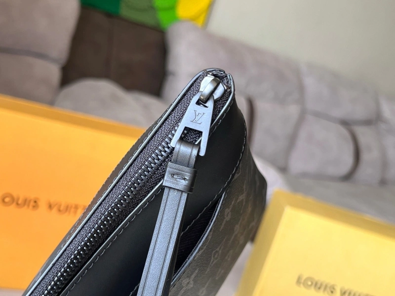 LV Clutch Bags 4233H-0719