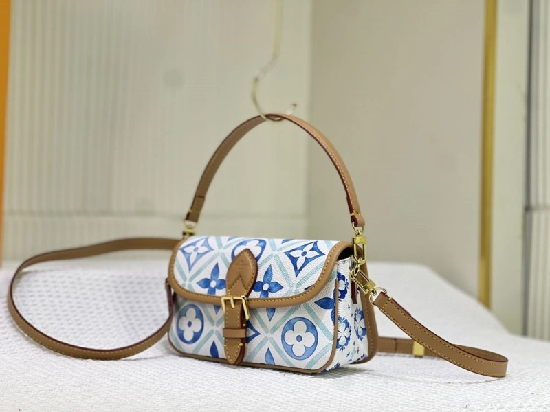 LV Top Handle Bags 4233H-0818