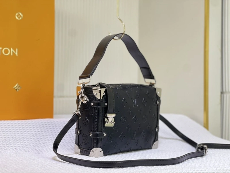 LV Box Bags 4233H-0825
