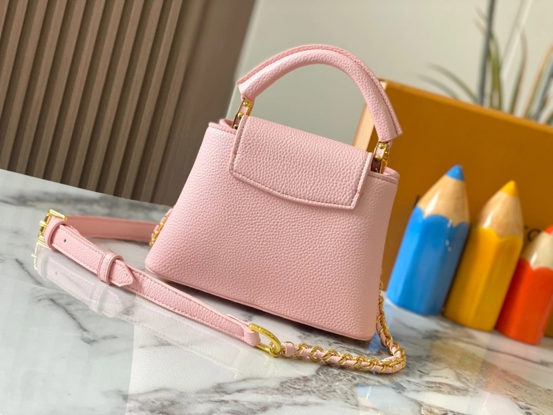 LV Capucines Bags 4233H-0842