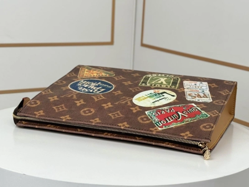 LV Clutch Bags 4233H-0920