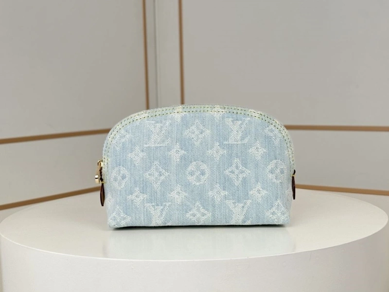 LV Clutch Bags 4233H-0942