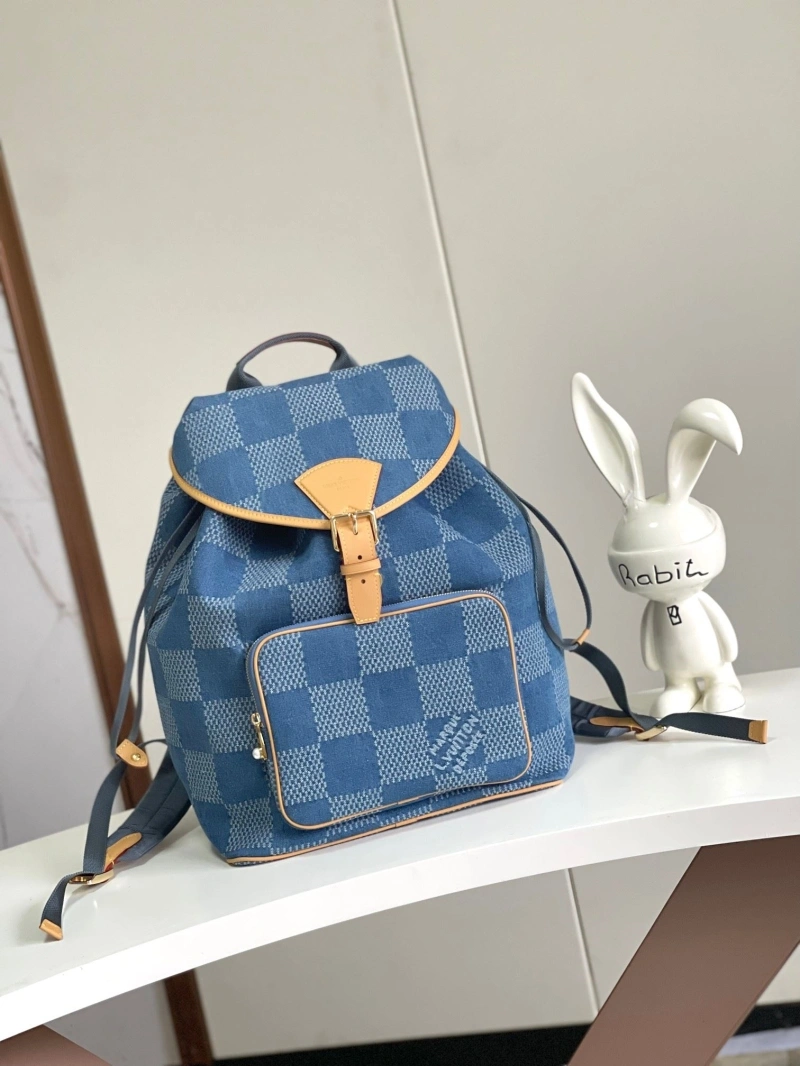 LV Backpacks 4233H-0952