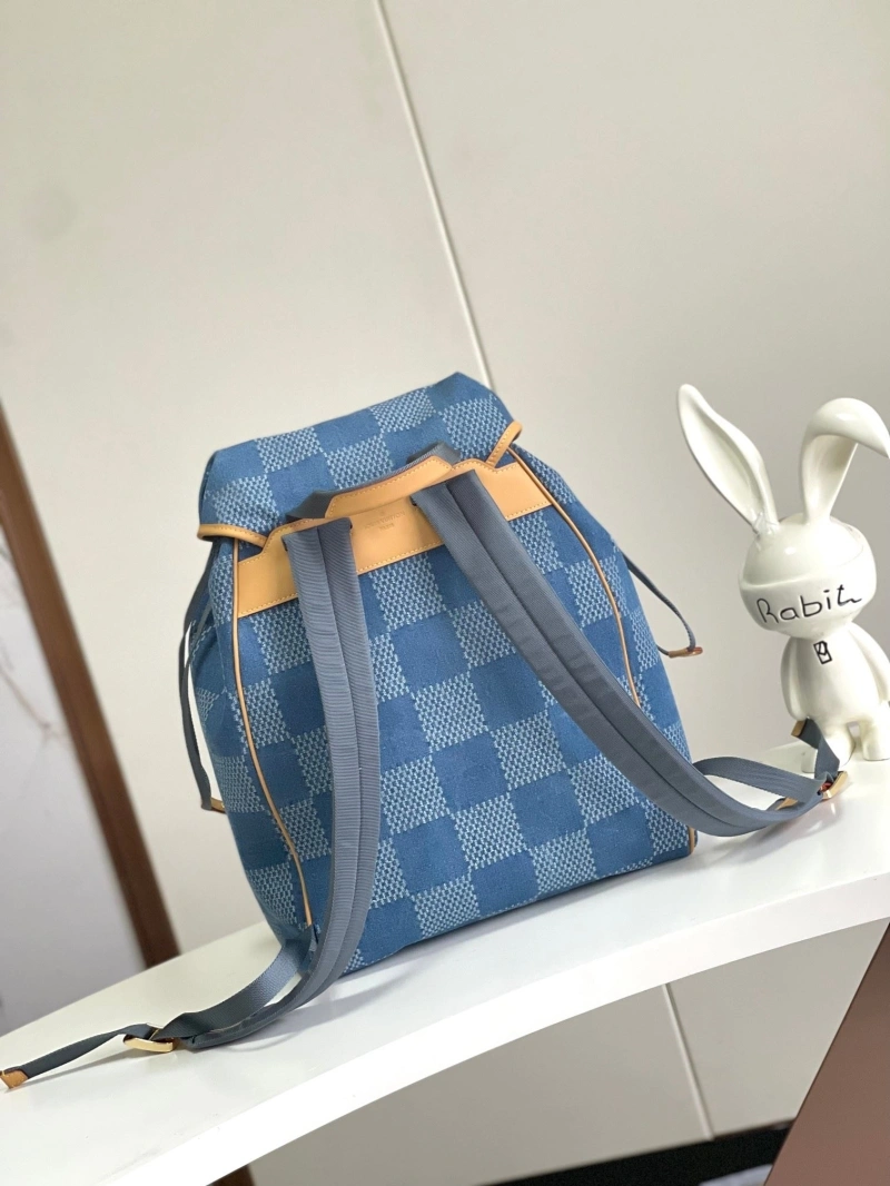 LV Backpacks 4233H-0952