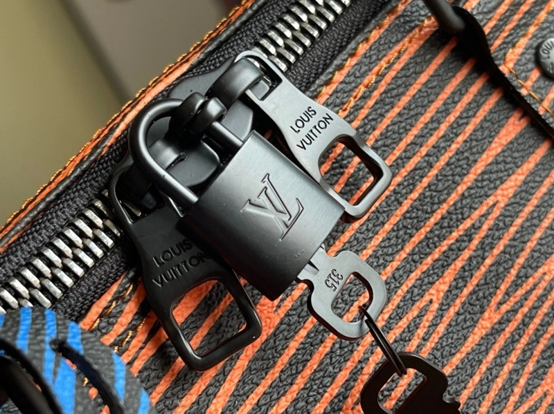 LV Travel Bags 4233H-0996